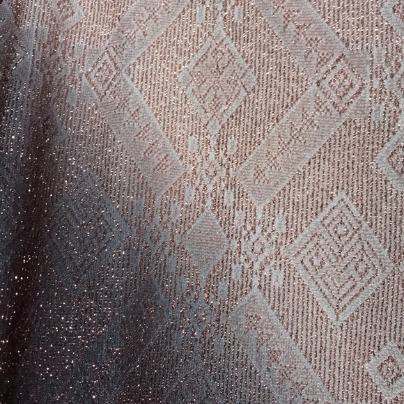 M Amelia LuLaRoe elegant collection - Picture 2 of 3